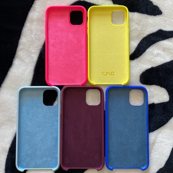 Silicon IPhone 11 Cases - Picture 2 of 2